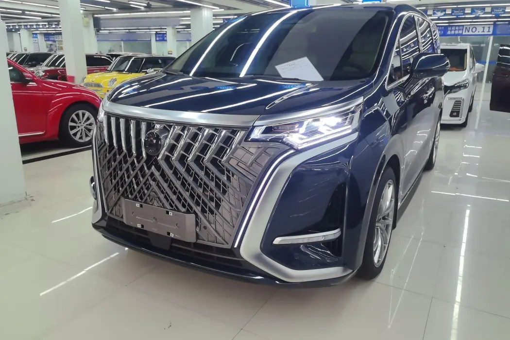 Denza D9 2024 DM-i 980 four-wheel drive flagship model