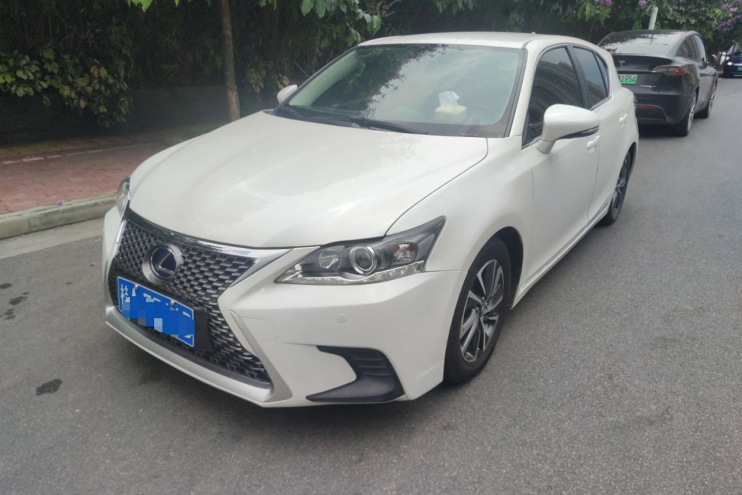 Lexus CT 2020 CT200h Elite Edition Monochrome