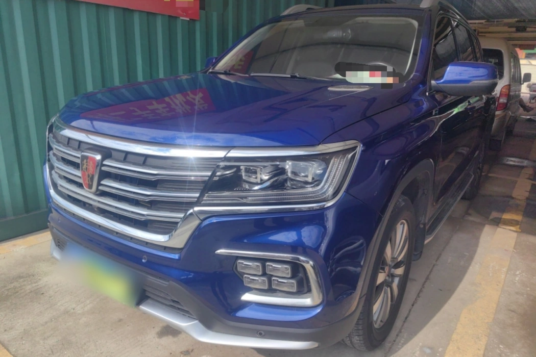 Roewe RX8 2018 30T Smart networking two-wheel drive ultimate edition