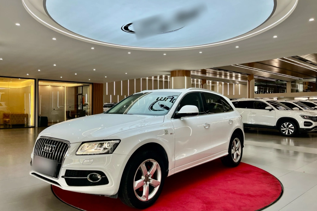 Audi Q5 2018 Collector's Edition 40 TFSI Aggressive Type