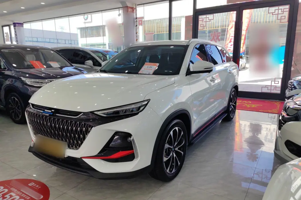 Changan Auchan X7 PLUS 2023 Enjoy Edition 1.5T Automatic Premium 7-seater