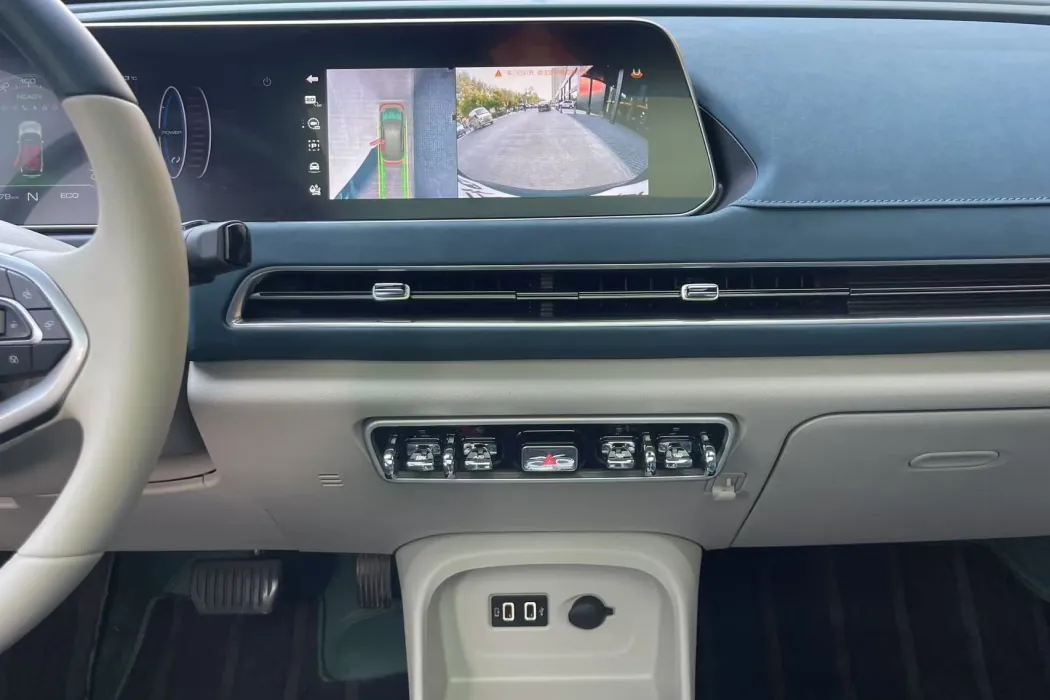 Фото машины 24