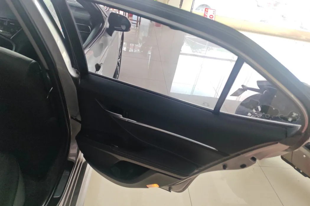 Фото машины 24