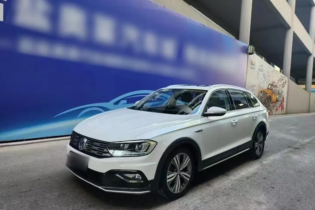 Volkswagen C-TREK Weiling 2018 230TSI DSG Comfort Type