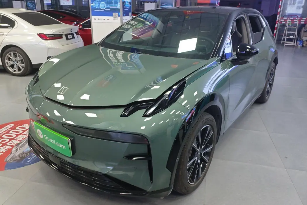 Extreme Kryptonite X 2023 Rear Drive YOU Edition 4-Seater
