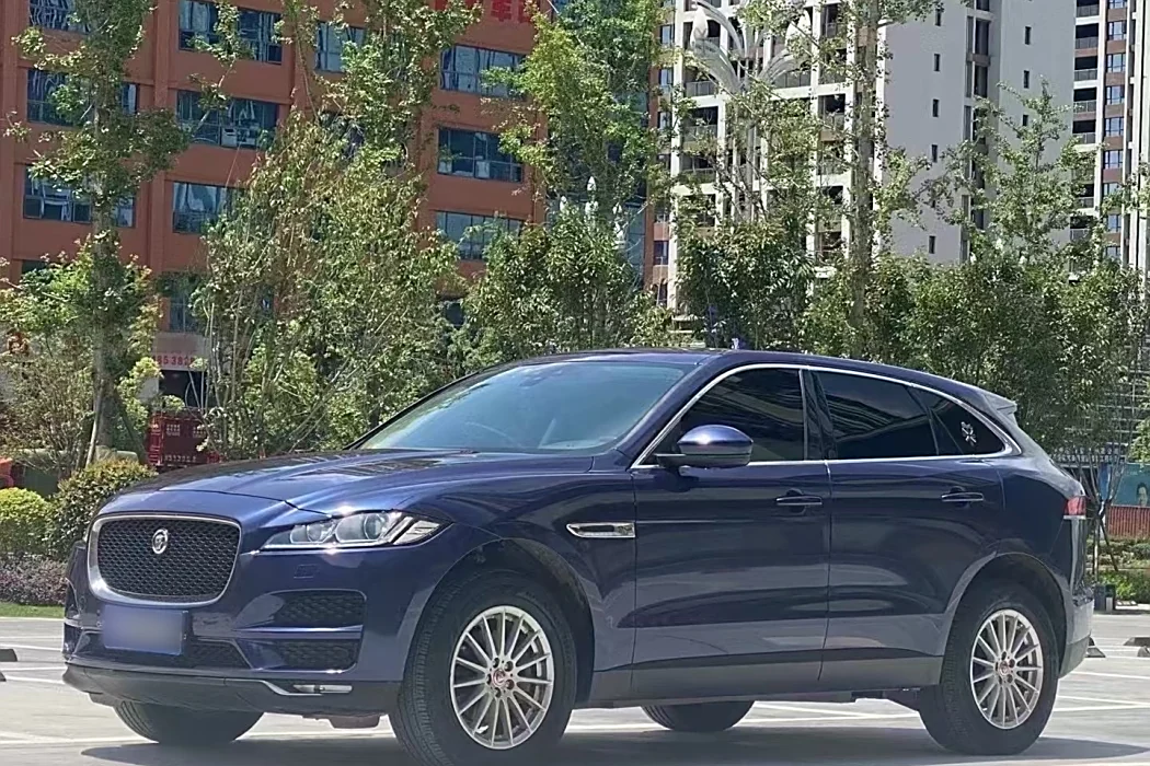 Jaguar F-PACE 2019 2.0T 4WD Urban Premium