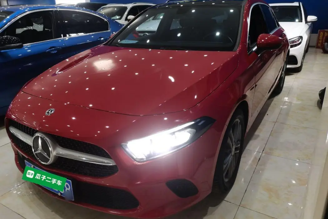 Mercedes-Benz A-Class (Import) 2019 A 200 Dynamic