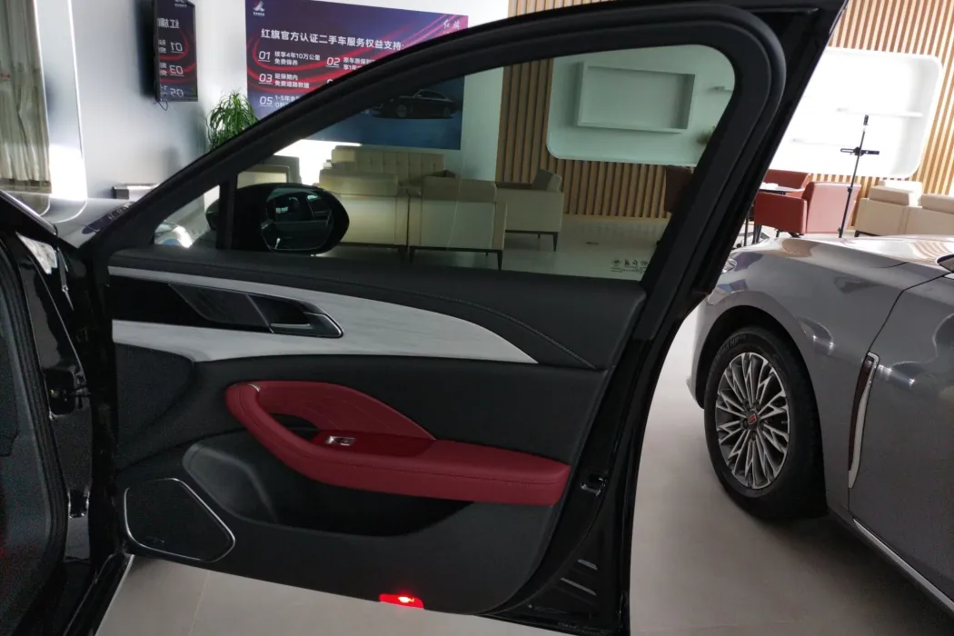 Фото машины 23