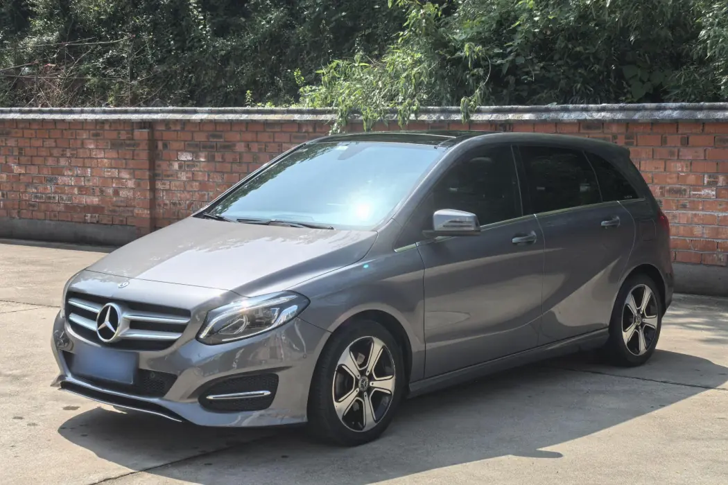 Mercedes-Benz B-Class 2019 B 200 Style