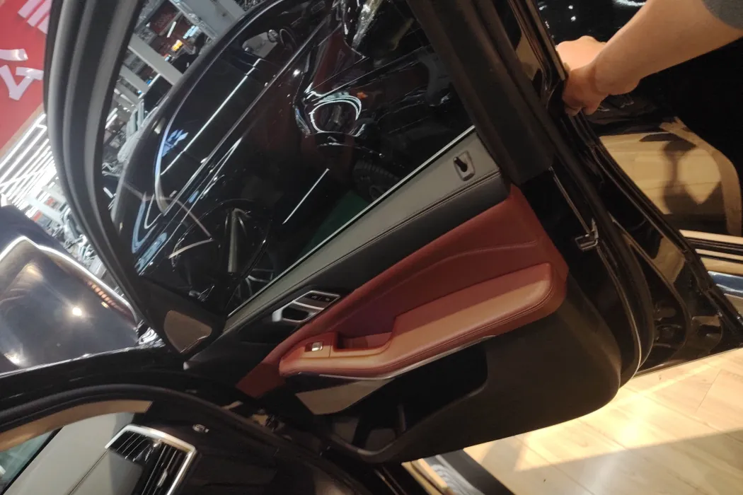 Фото машины 23