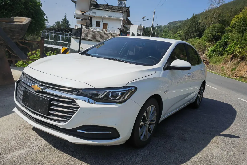 Chevrolet Cruze 2022 Model 320 Automatic Enjoy Sunroof version