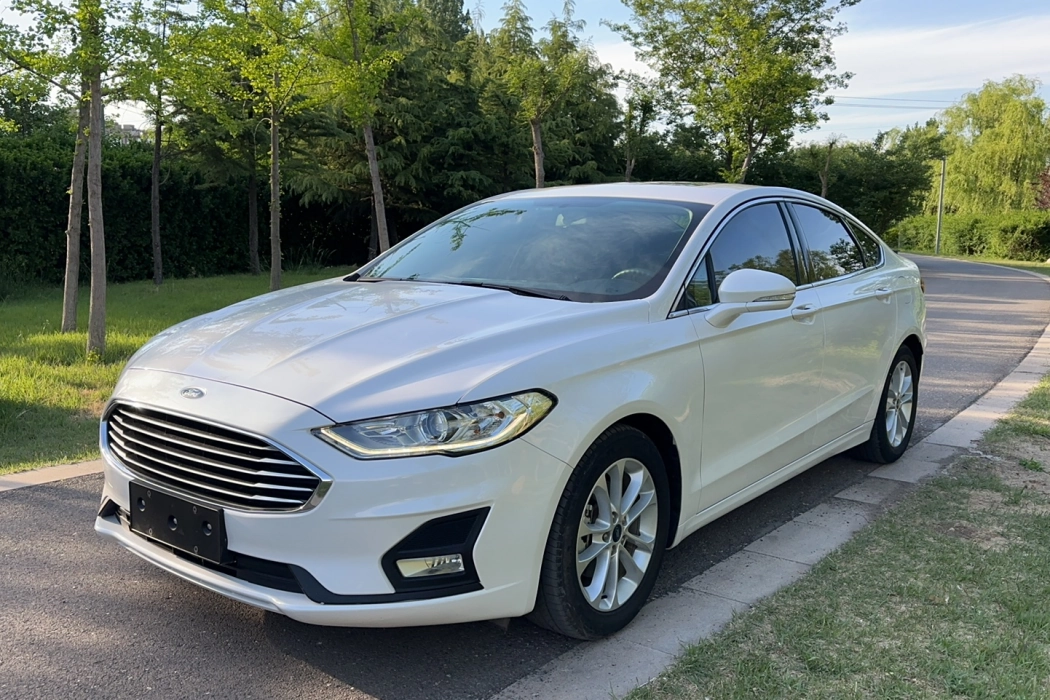 Ford Mondeo 2020 EcoBoost 180 Fashion Type
