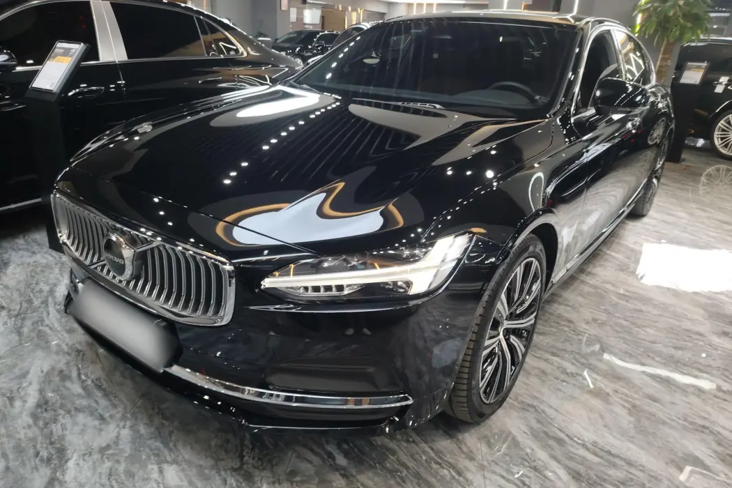 Volvo S90 2023 B5 Intelligent Luxury Edition