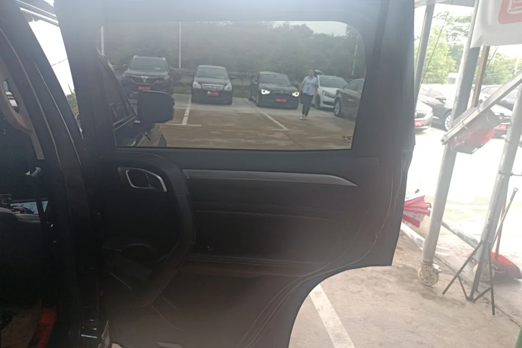 Фото машины 24