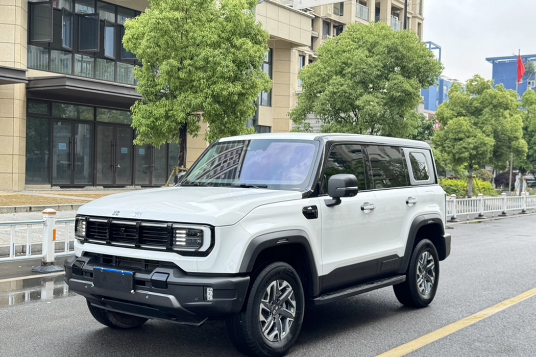 Beijing BJ40 2024 2.0T brand new City Hunter Version Knight Type