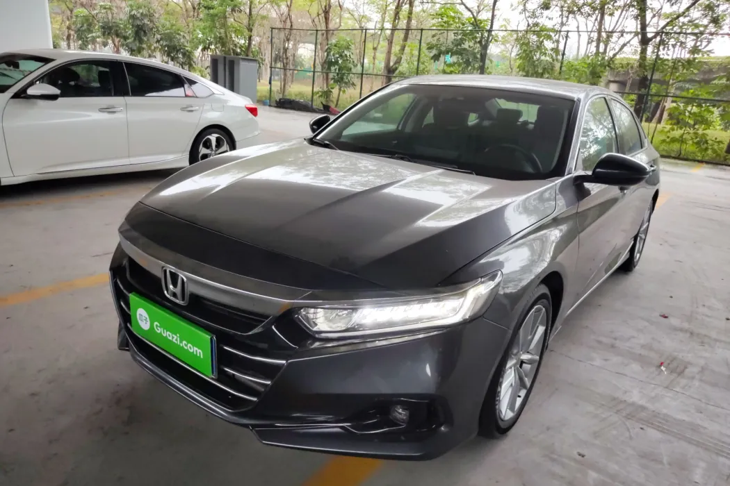 Honda Accord 2022 260TURBO Deluxe Edition
