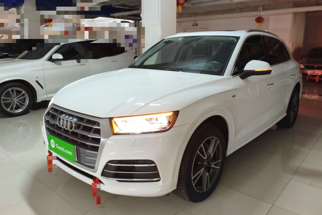 Audi Q5L 2018 40 TFSI Glory Style National V