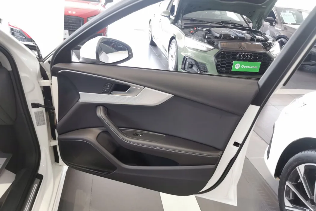 Фото машины 23