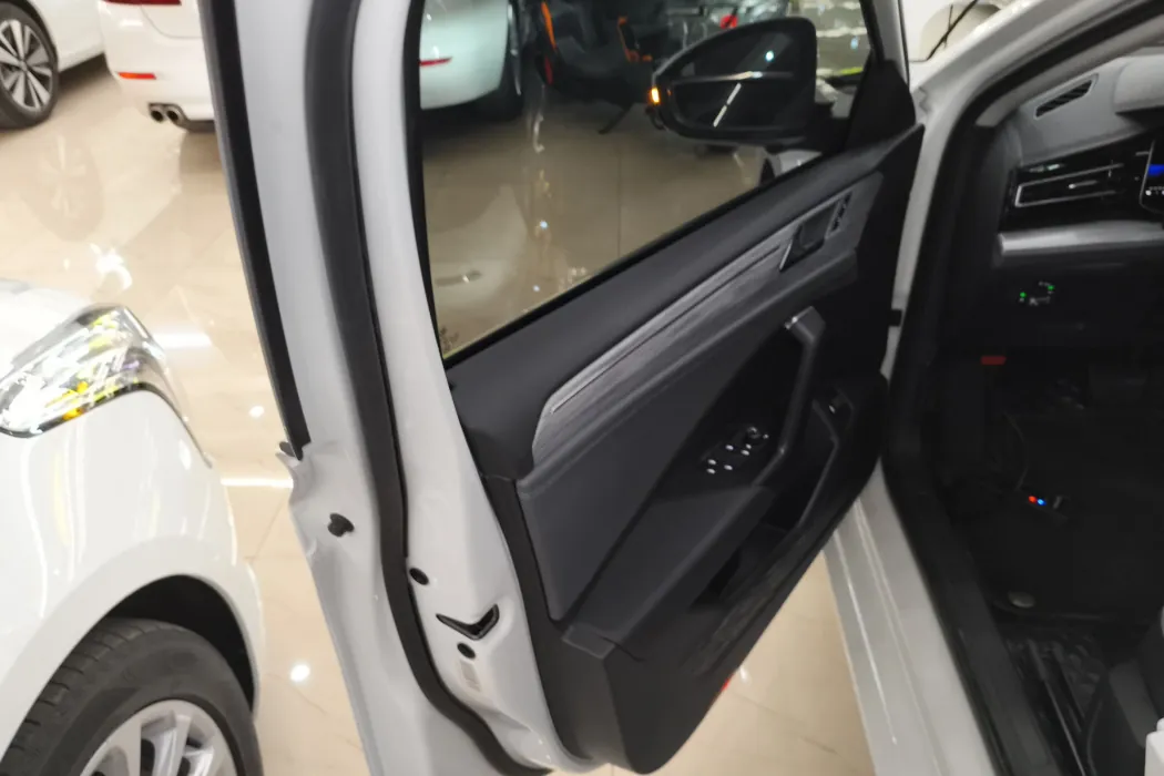 Фото машины 25