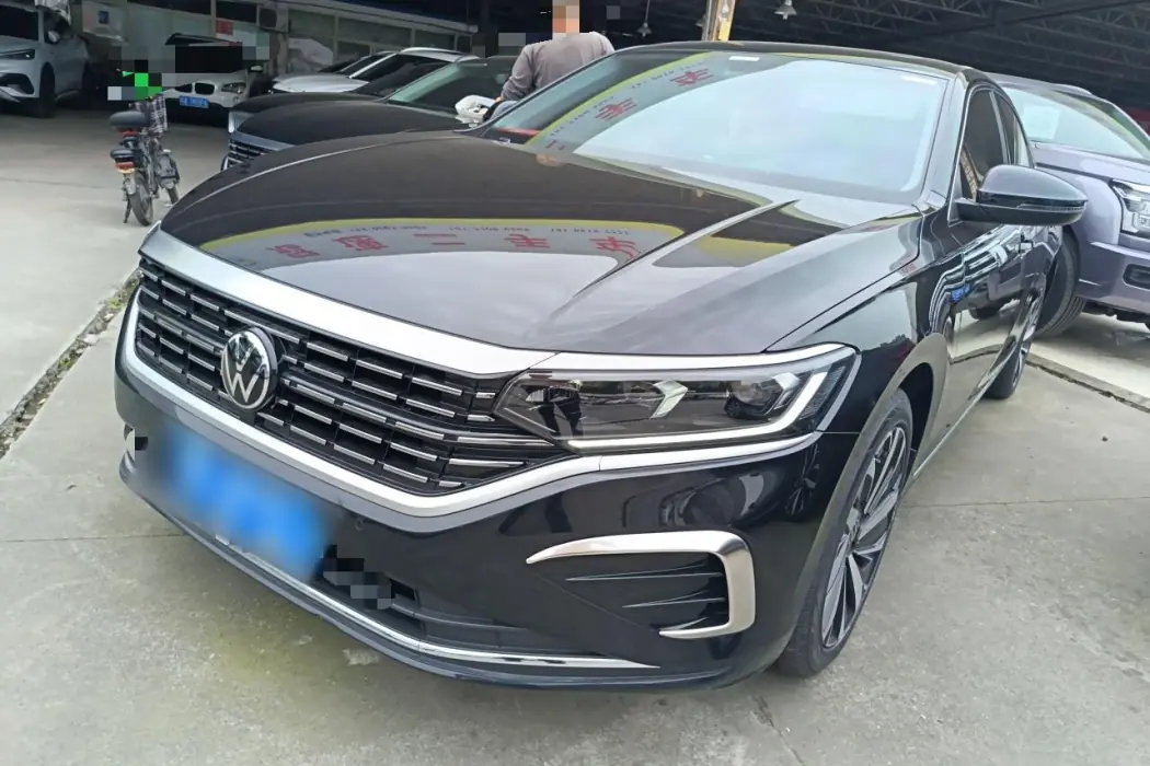 Volkswagen Passat 2022 330TSI Elite Edition