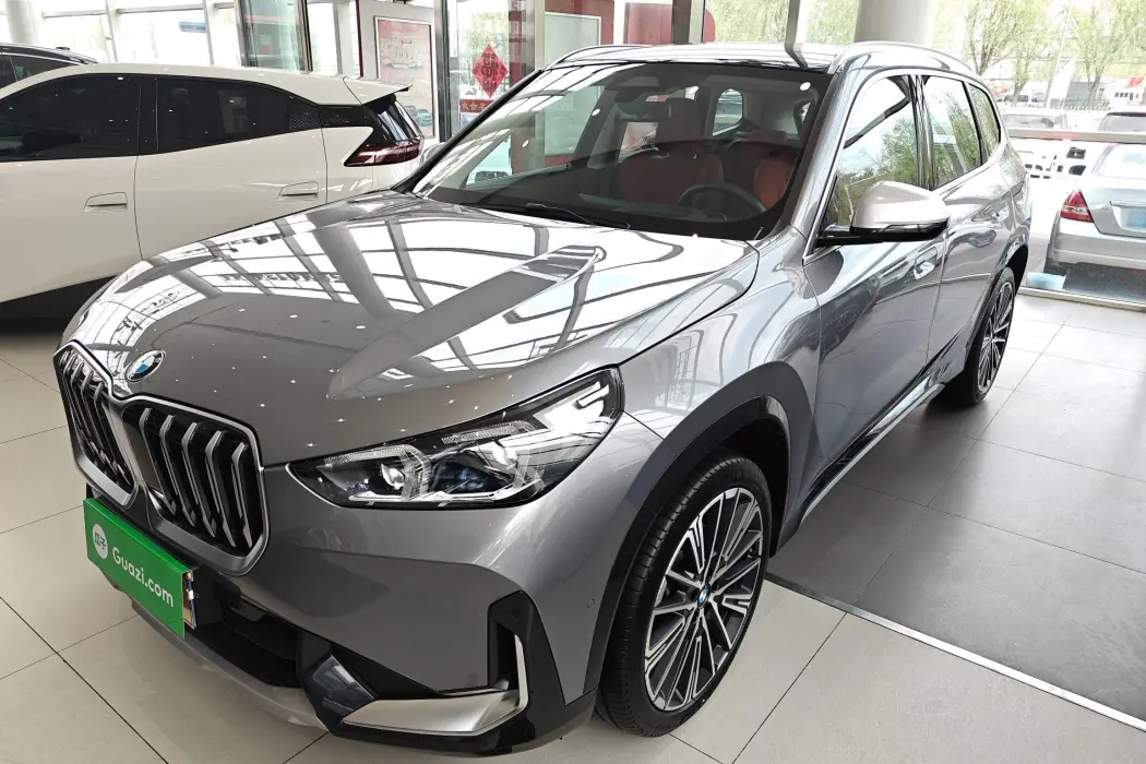 BMW X1 2023 xDrive25Li X Design Package