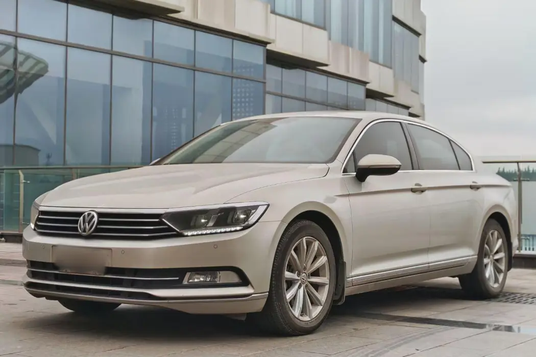 Volkswagen Magotan 2019 330TSI DSG leading Country VI