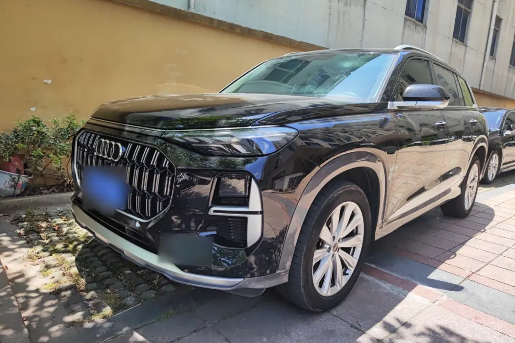Audi Q6 2024 model 45 TFSI quattro Qiyun Yulin set 7 seats