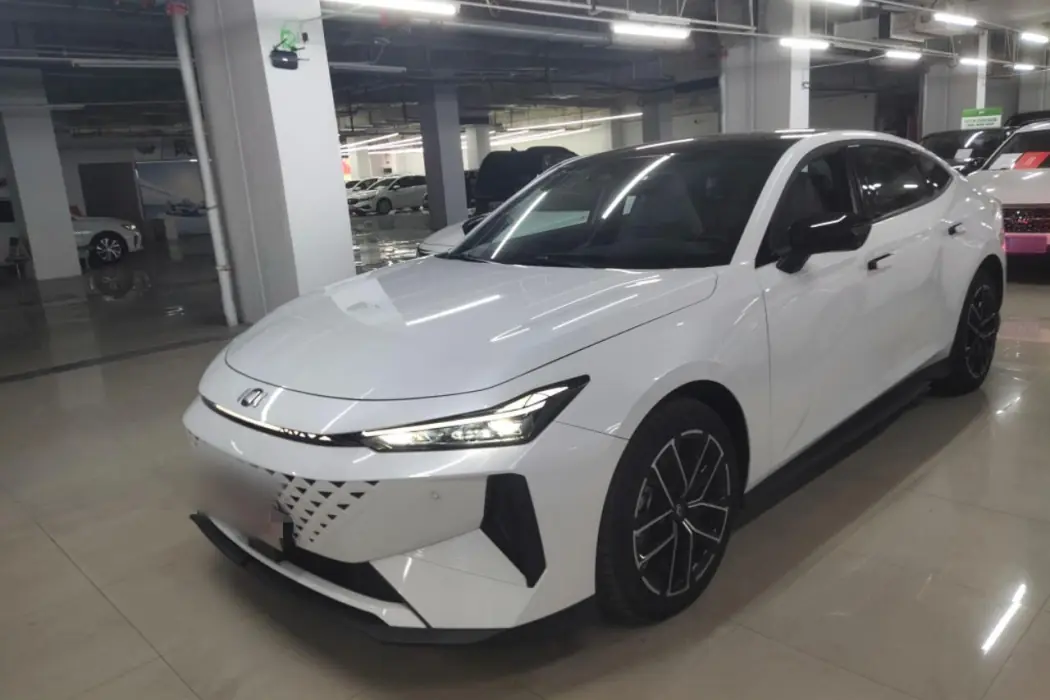 Changan Qiyuan A06 2023 Extreme Type