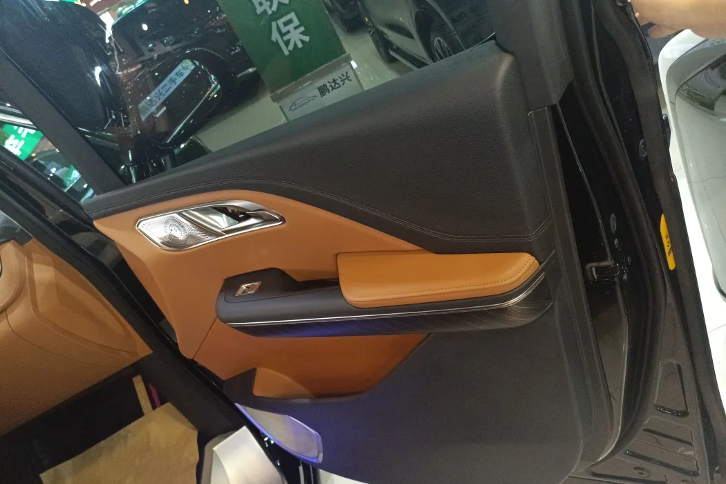 Фото машины 23