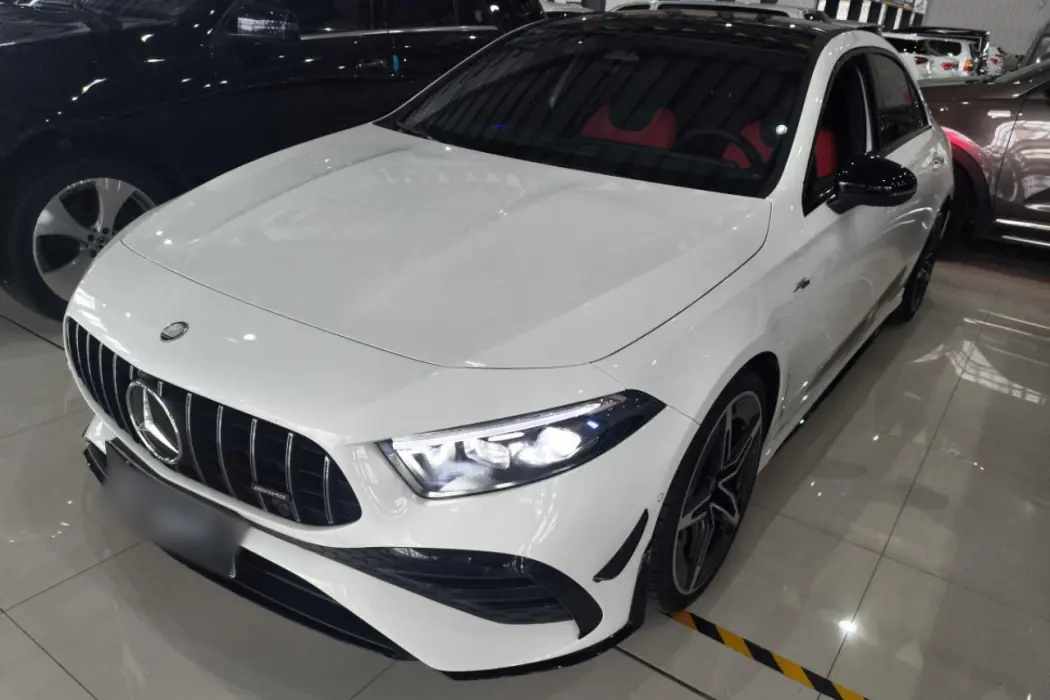Mercedes-Benz A-class AMG 2024 AMG A 35 L 4MATIC