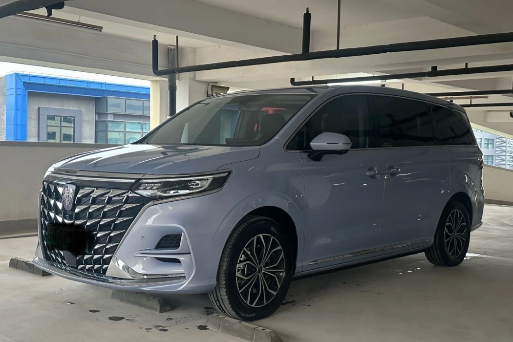 Roewe iMAX8 New Energy 2022 First Class Platinum Edition