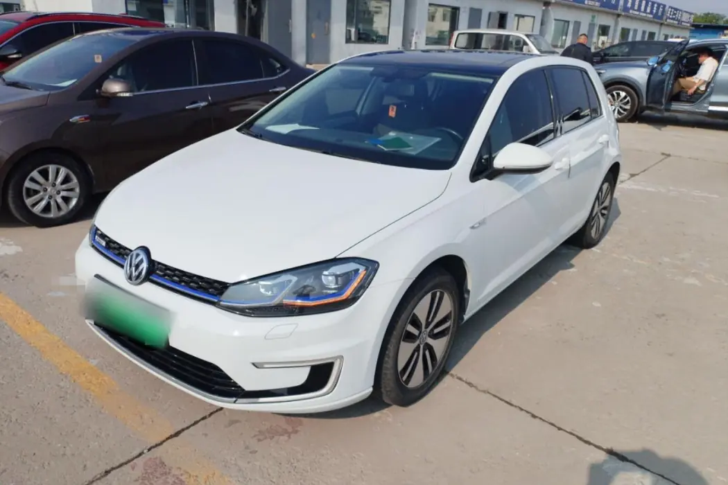 Volkswagen Golf*Pure Electric 2020 Chi