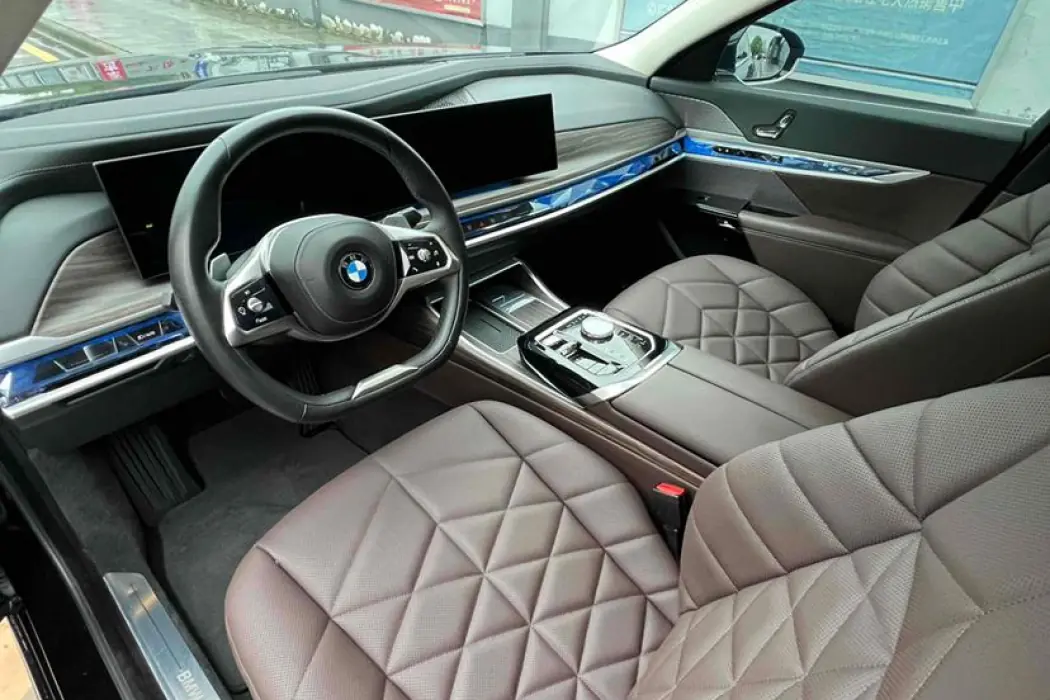 Фото машины