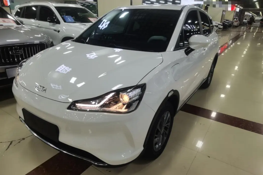 Nezha Automobile Nezha V 2022 Trendy 300 Lite Ternary Lithium