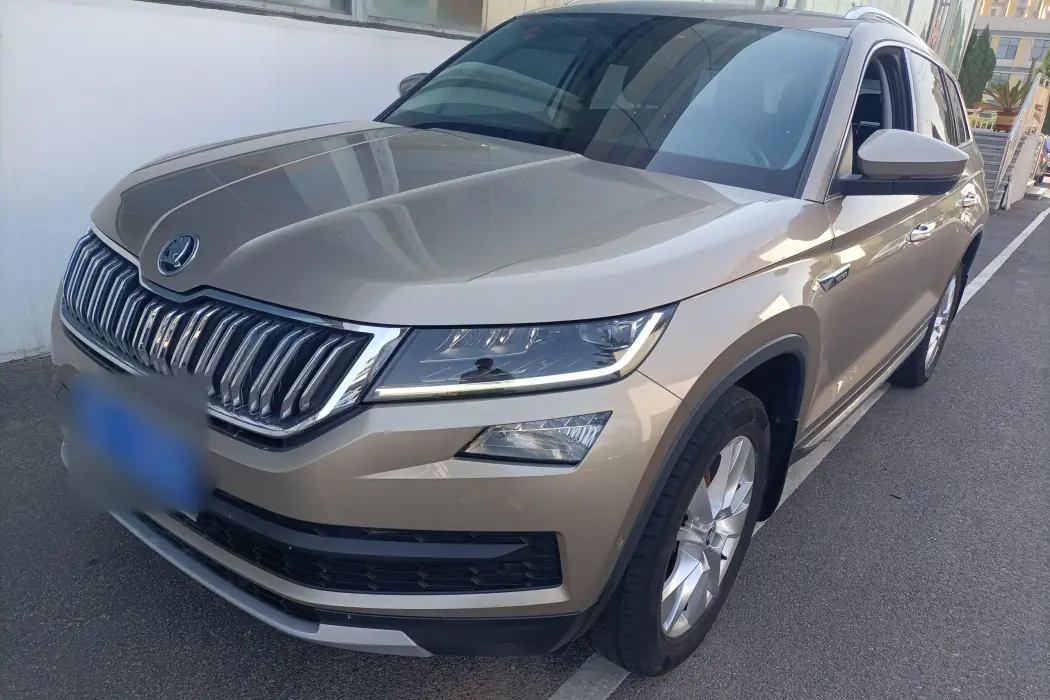 Skoda Kodiak 2019 facelift ZI330 5-seater two-wheel drive luxury premium edition Country VI