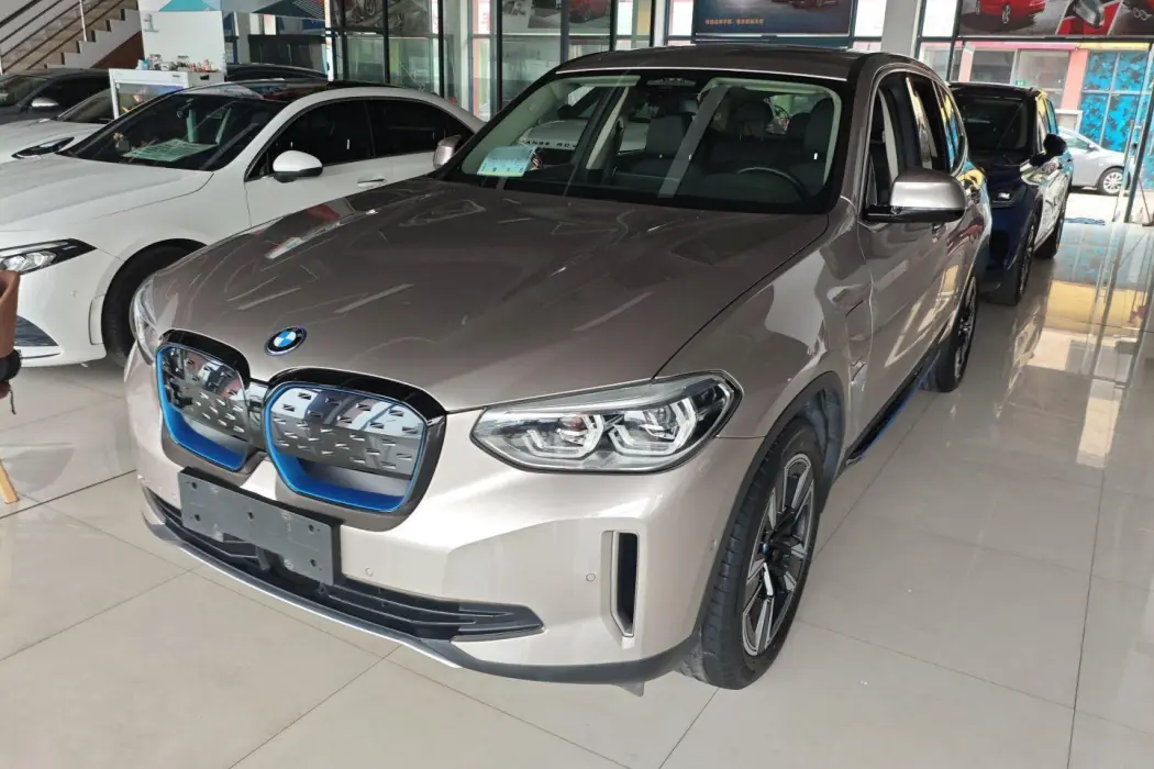 BMW iX3 2021 Facelift Leader