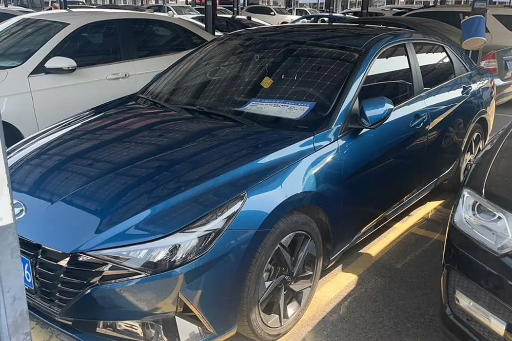 Hyundai Elantra 2022 1.5L CVT GLX Elite Edition