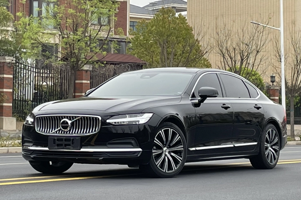 Volvo S90 2022 B5 Intelligent Luxury Edition