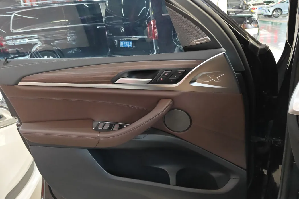 Фото машины 25