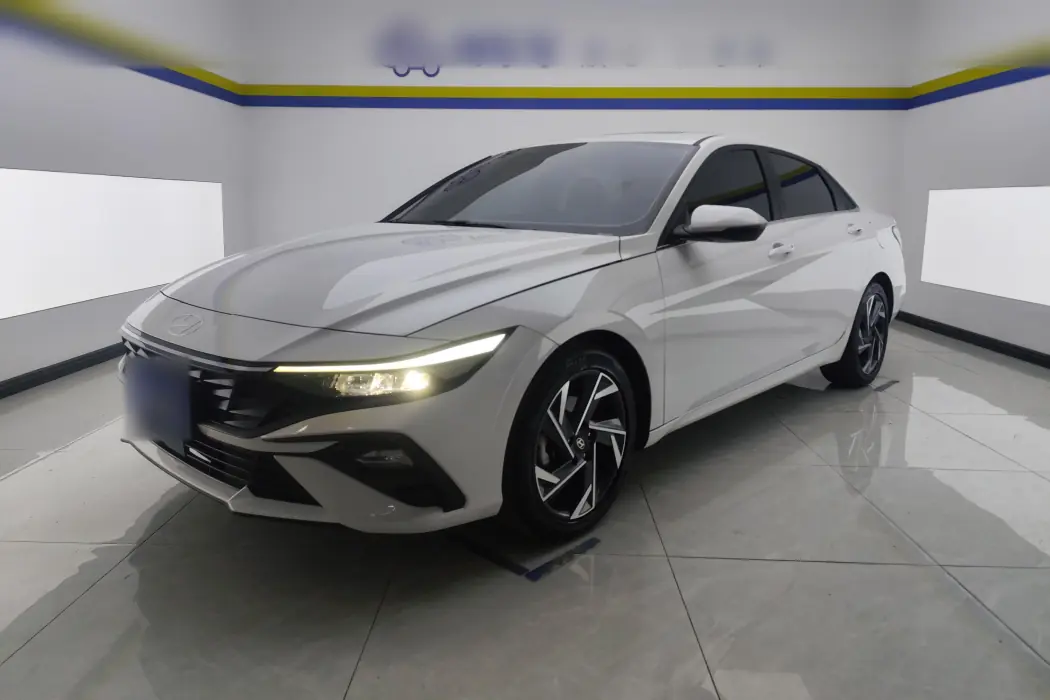 Hyundai Elantra 2023 1.5L CVT GLX Elite Edition