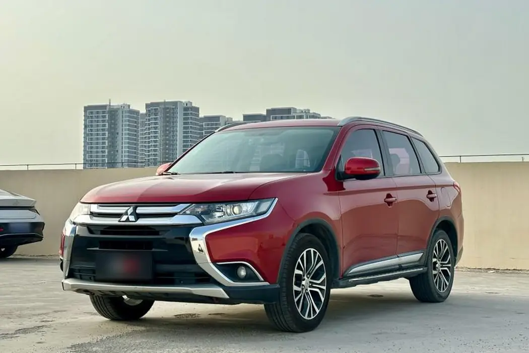 Mitsubishi Outlander 2018 2.0L two-wheel drive Glory Edition 5-seater