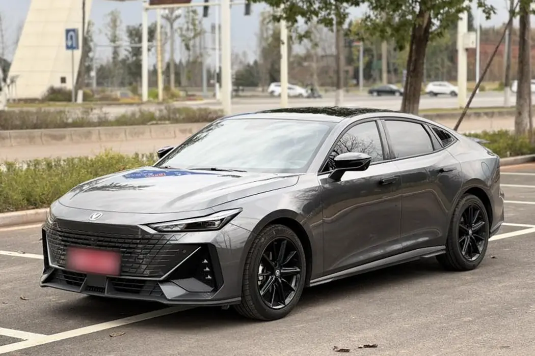 Chang'an UNI-V 2022 1.5T Premium