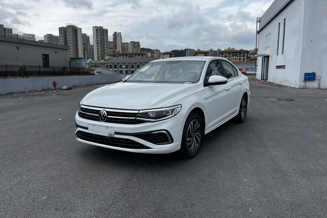 Volkswagen Bora 2025 200TSI DSG Yuexing Navigation Version