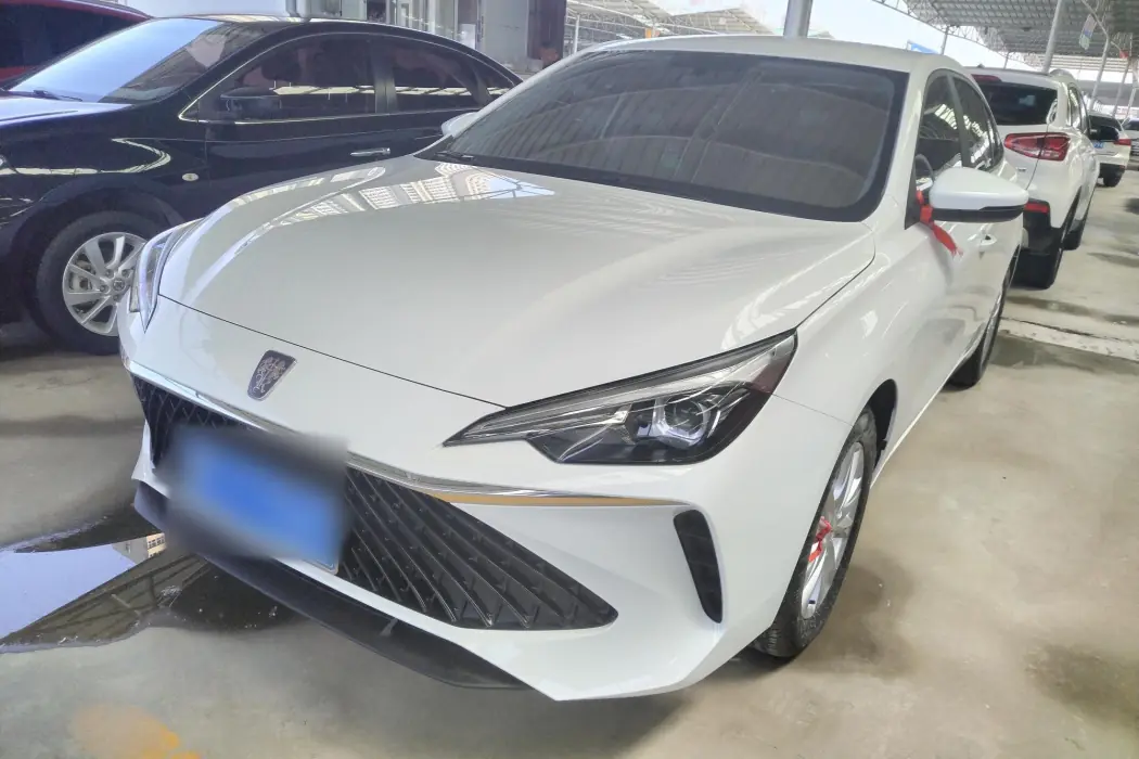 Roewe i5 2023 1.5L Manual Comfort Edition