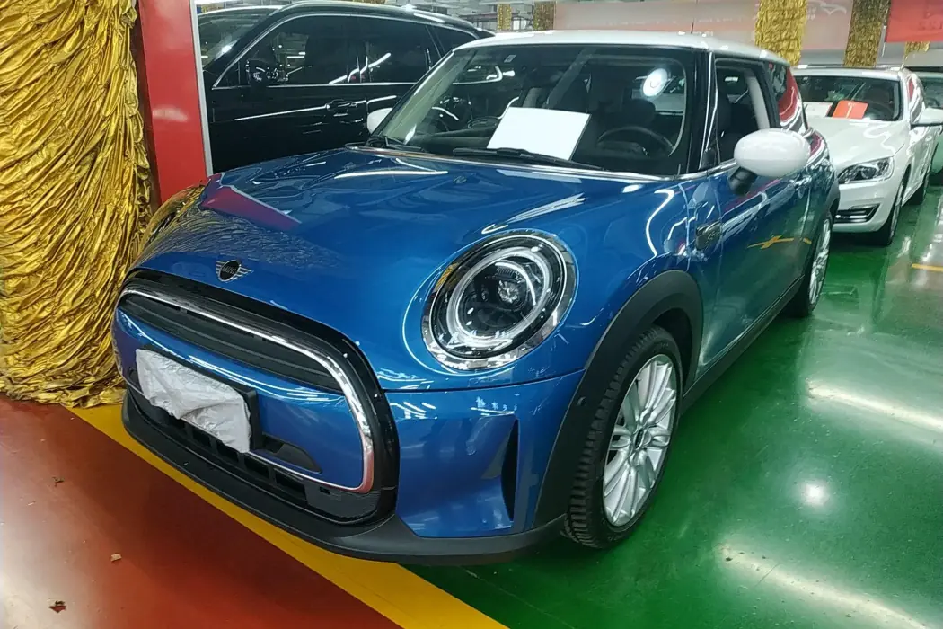 MINI 2022 1.5T COOPER Classic