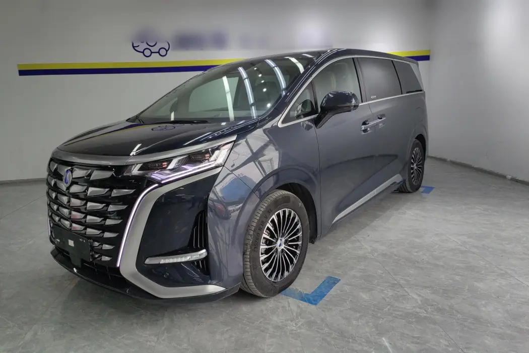Denza D9 2022 DM-i 970 four-wheel drive flagship model