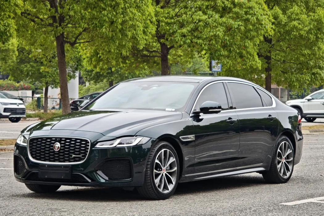 Jaguar XFL 2022 XFL 2.0 T P250 two-wheel drive Elite Sports edition