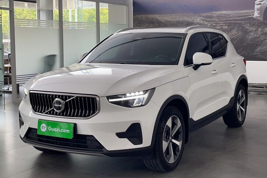 Volvo XC40 2023 B4 4WD Intelligent Luxury