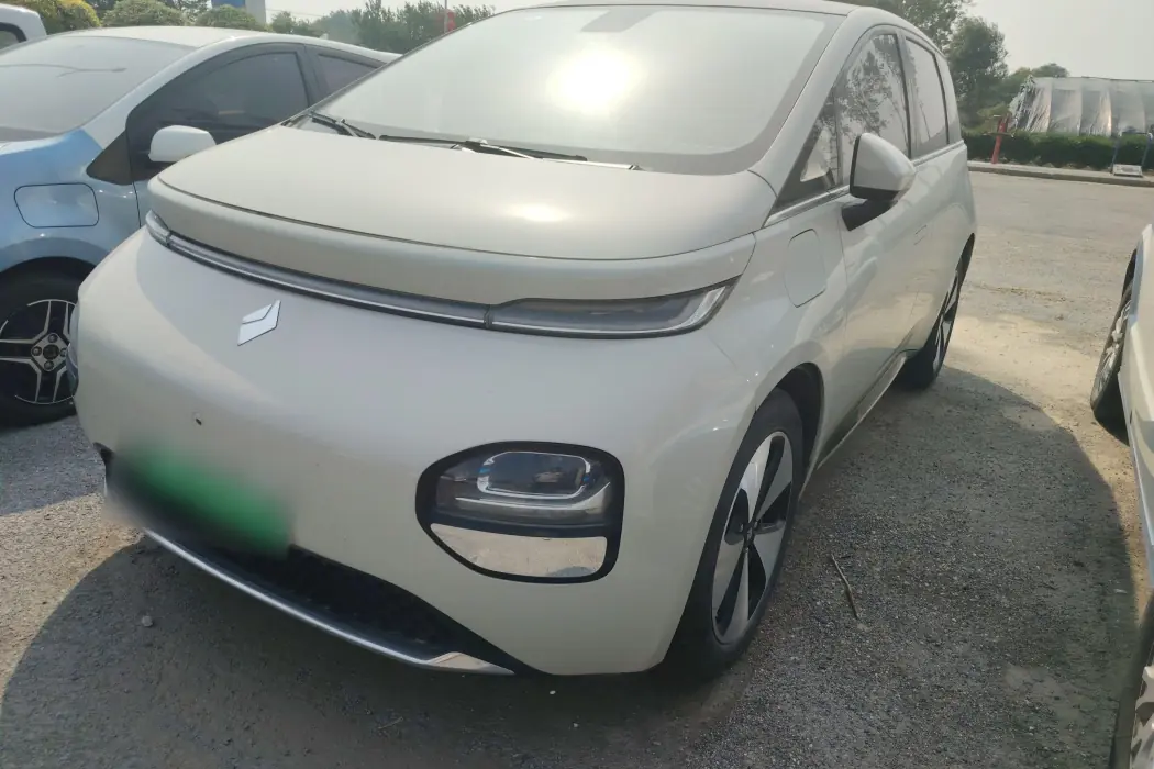 Baojun Yunduo 2023 Model 460 Max