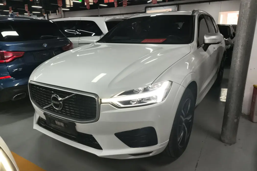 Volvo XC60 2018 T5 4WD Smart Vision Sport